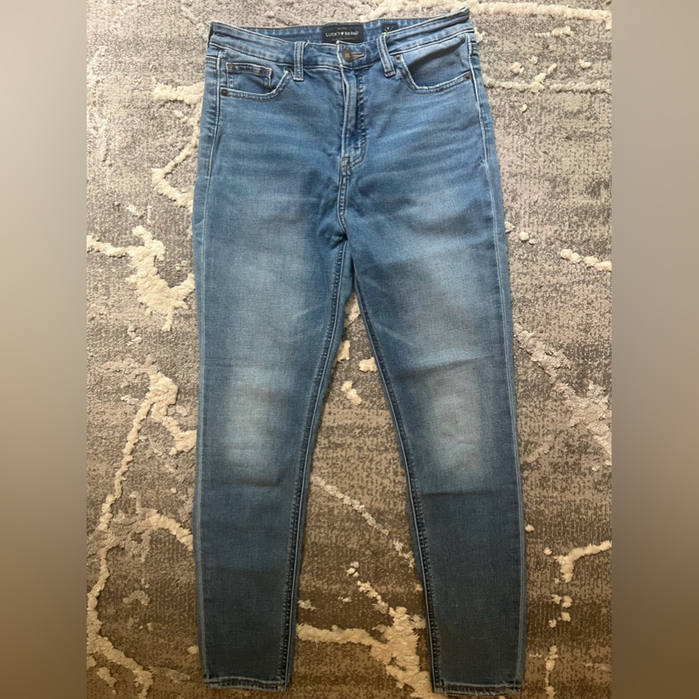 lucky brand straight leg jeans